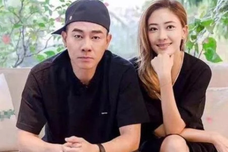 一次，应采儿带着陈小春回家见父母，刚一开门陈小春就鼓足勇气喊了句：“叔叔您好。”