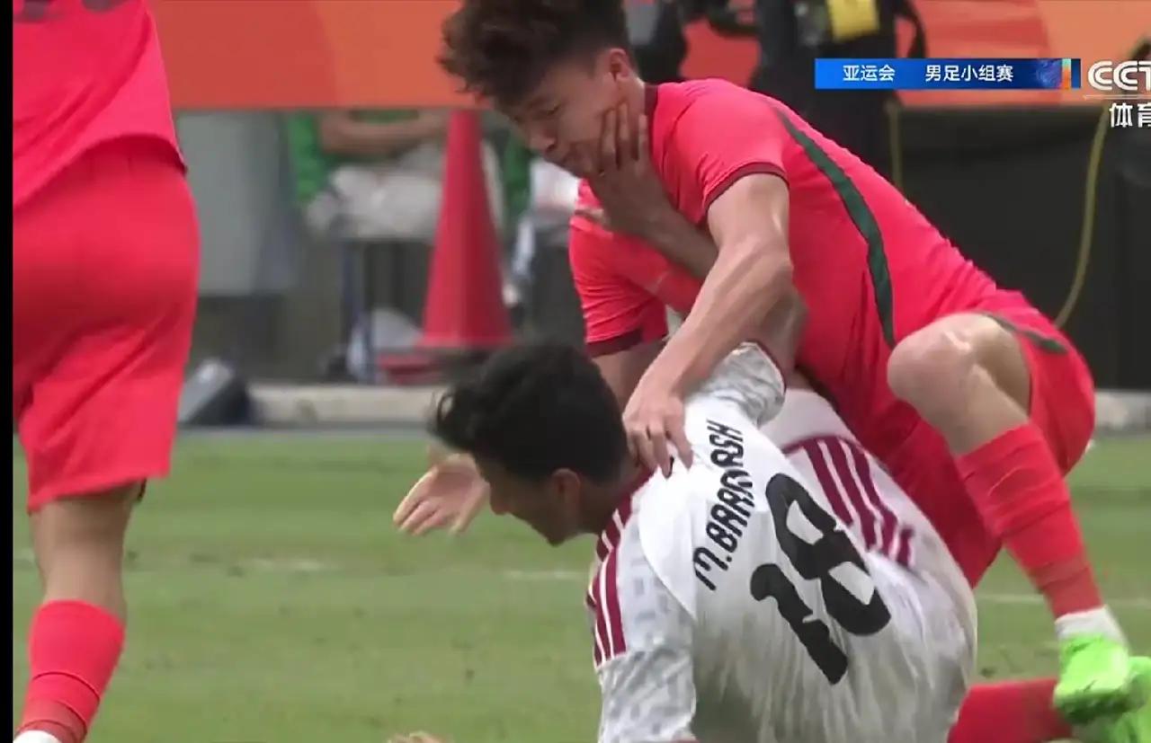 吴曦：争执也要聪明点——U23国足这场平局不简单亚运会男足小组赛第三轮，U2