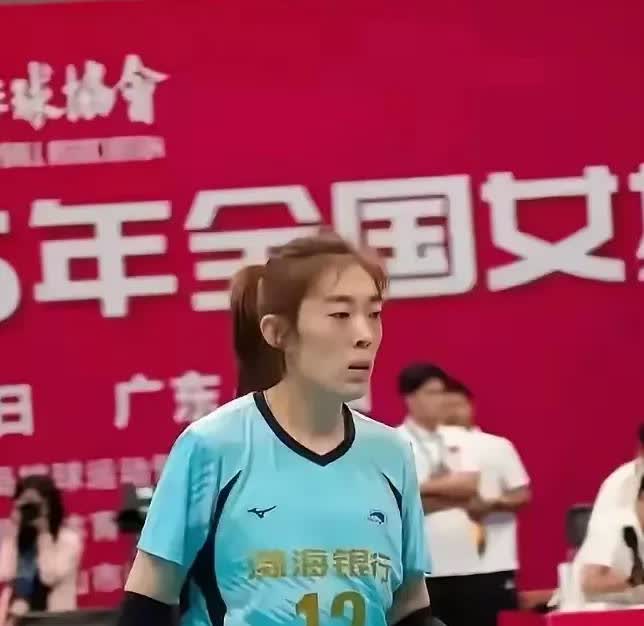 天津队员都比较挑球看完天津女排和山东女排的半决赛，真是无语了，1比