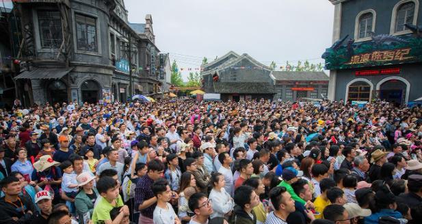 为什么大家都说没钱没钱，五一假期的时候各大景点却人满为患。节前人人哀嚎