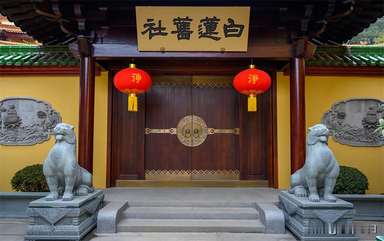 阿弥陀佛因地的发愿普摄三根净土法门普摄三根的特点来自于阿弥陀佛因地的发愿。法藏