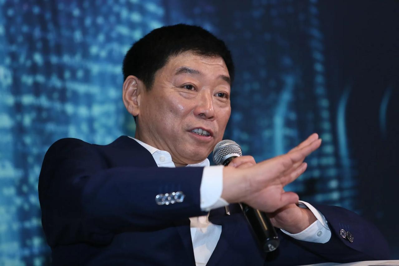 近期长城汽车董事长魏建军持续公开发声，屡屡戳破汽车行业内卷乱象，延续一贯坦诚风格