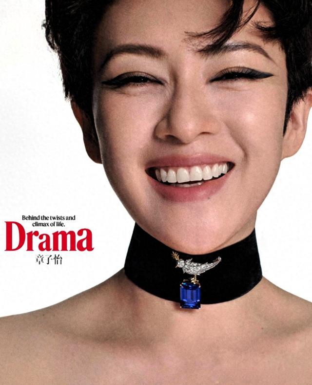 章子怡T杂志大片，这大笑太杀了！家人们快看！章子怡登T杂志的新图，露齿大笑