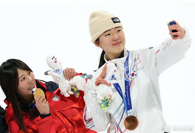 日本实力雄厚包揽冬奥单板大跳台双金世界级高手扎堆已构筑集团优势我们依然只有
