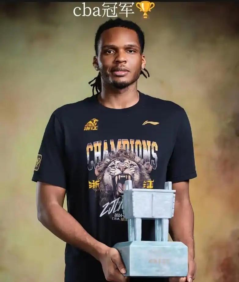 马利克·威廉姆斯仅出战两场即被浙江浙商证券男篮裁掉，卡尔顿则被继续留用征战季后赛