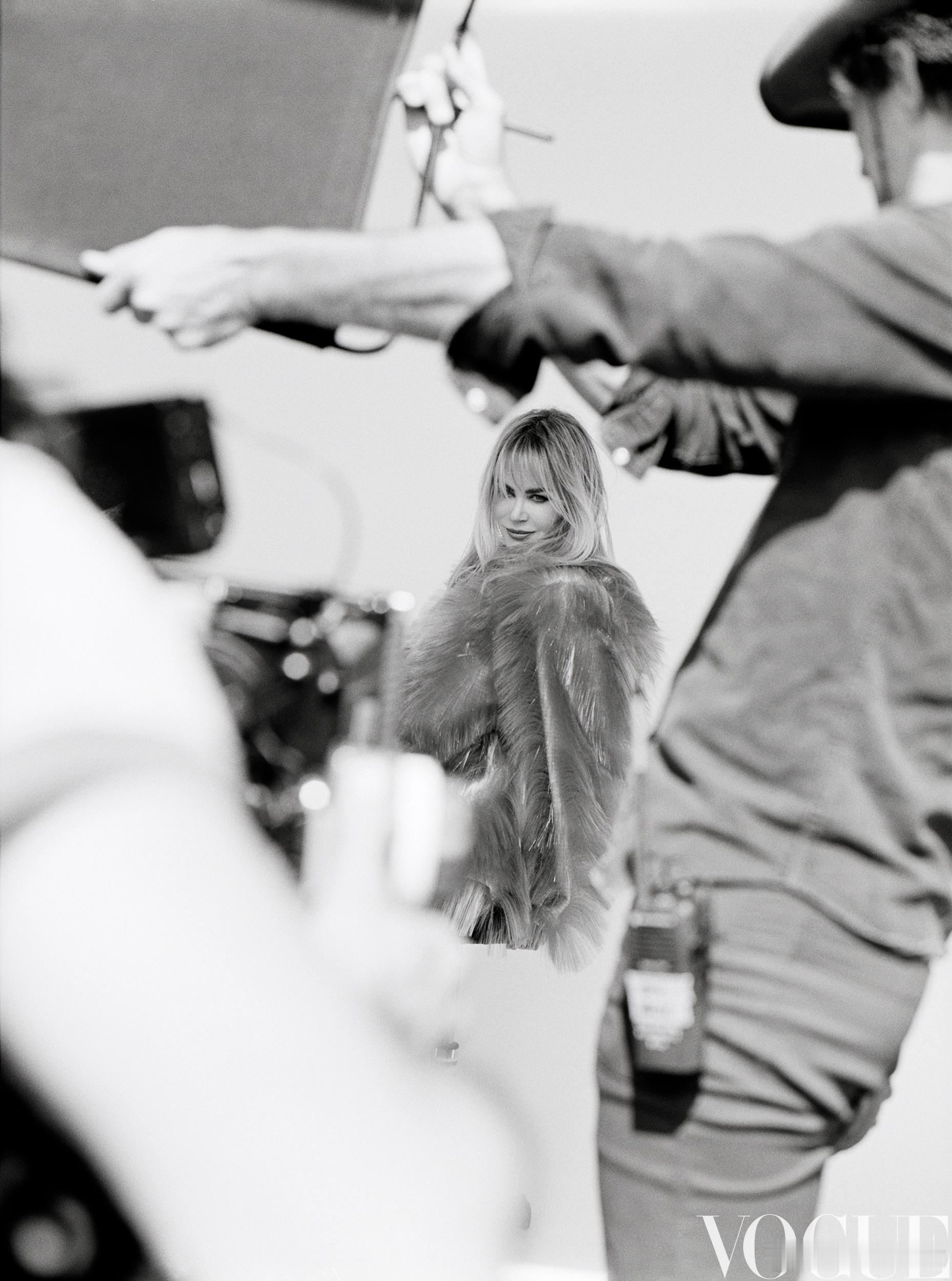 妮可基德曼8年合作超20位女导演妮可基德曼21年后再登VOGUE封面奥斯卡影后妮