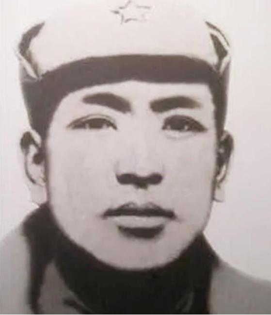 1930年，罗南辉去万县接头时，不幸被捕。被捕后，他不按常理出牌，直接承