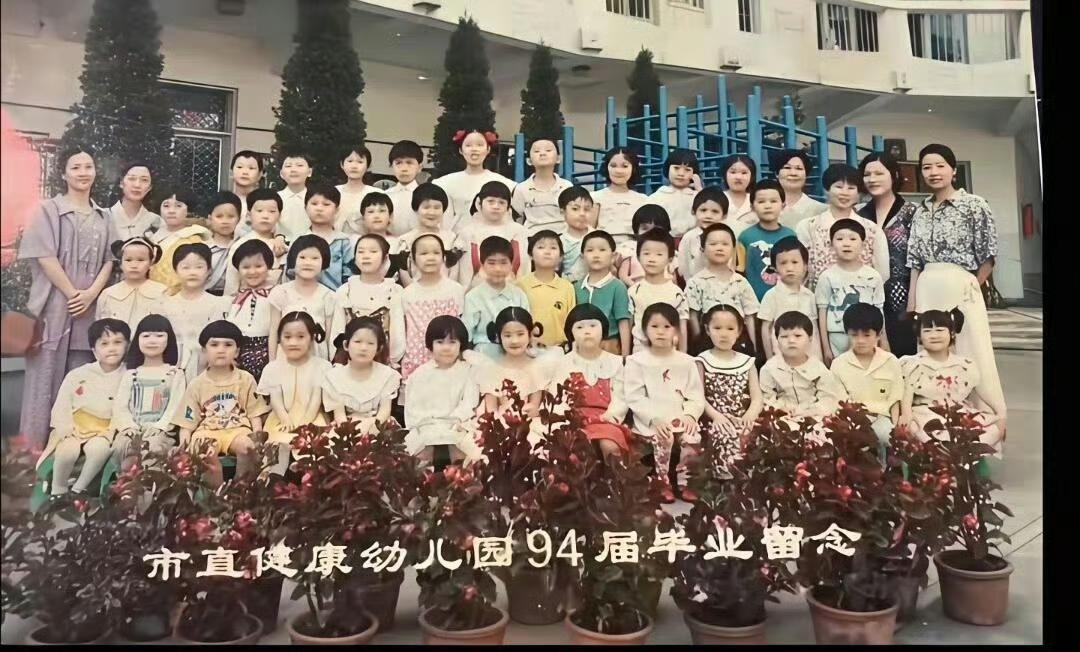 终于懂了什么叫老天爷赏饭吃！刘亦菲的高颜值骨相根本是天生自带，从小赢在起跑线。