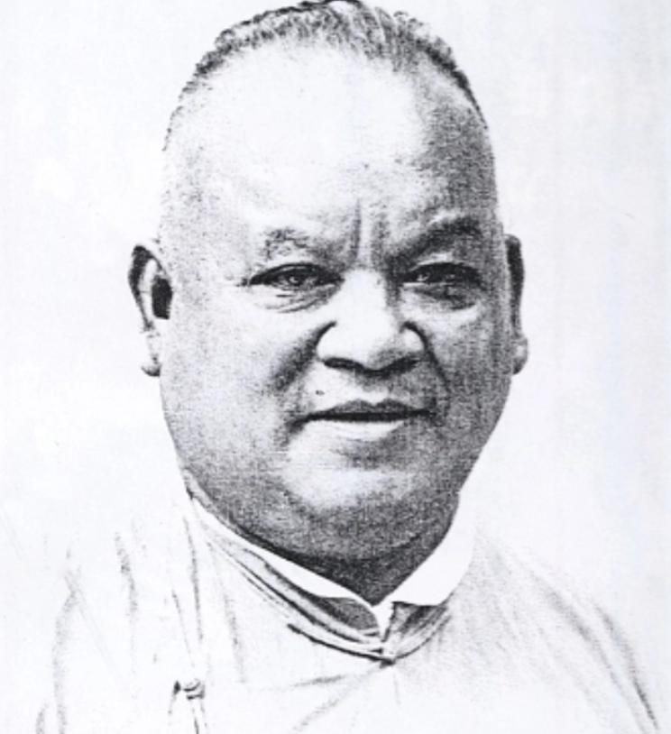 抗战那会儿，大白兔奶糖的老板冼冠生，把能做的都拿来支援抗日，可到了1952年，他