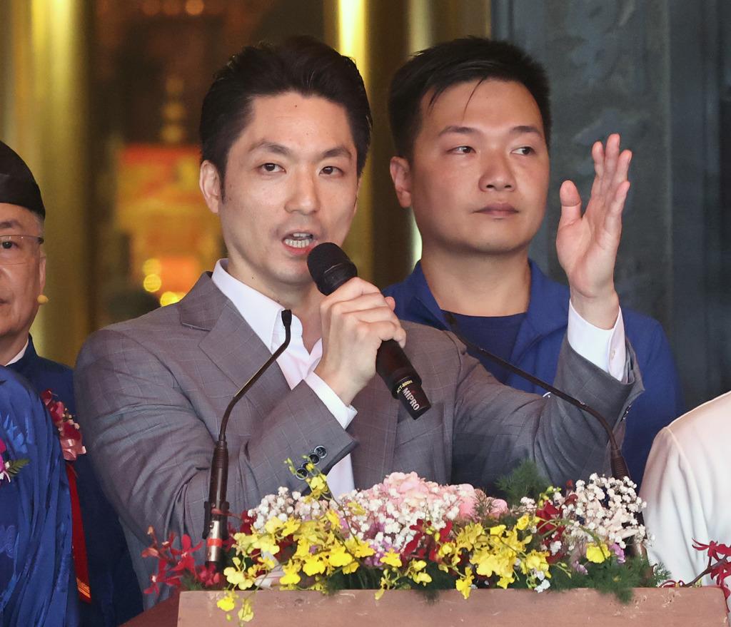 赖清德当面喊内湖淹水要检讨吴子嘉超惊讶：救了蒋万安赖清德、台北市长蒋万安和民