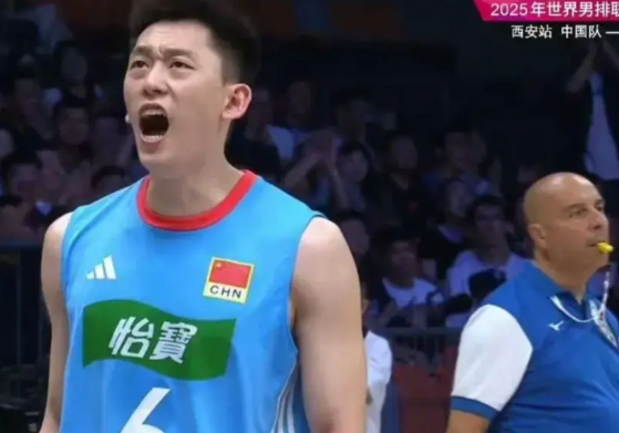 今天季道帅和俞元泰的连线扣杀球帅炸了！好惊艳！中国男排对战荷兰男排第四局，二