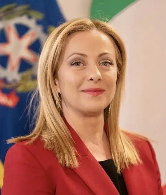 对中国的制裁来了！意大利政府这次是打算明抢了。4月11日，轮胎巨头倍耐力发布声明