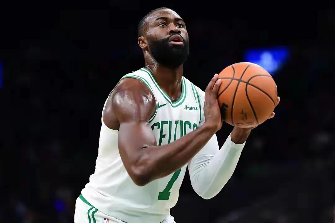 东契奇最完美的二当家啊湖人得到杰伦布朗的机会来了……据ESPN知名评论员Sh