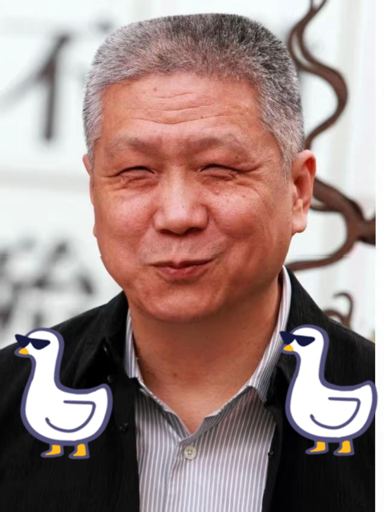 马未都这一炮，直接轰穿了文物圈的遮羞布！别人都在绕着南博的“程序合法”打太