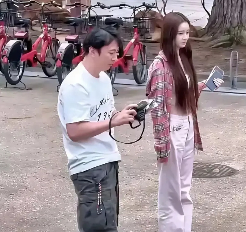 王思聪这相机，普通人买得起吗？