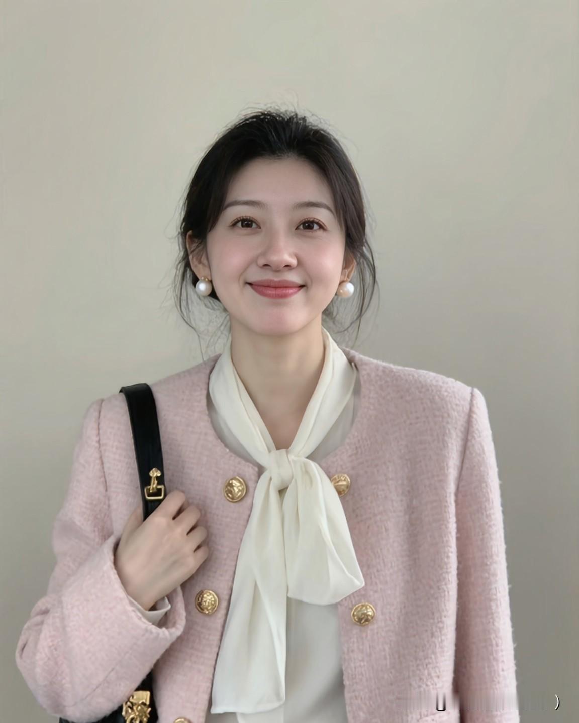 成年人的世界里，关系的开始或许充满激情与期待，但真正考验我们的是如何体面