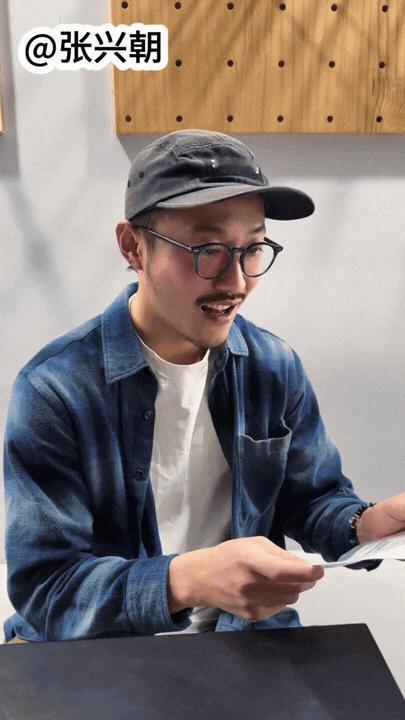 喜人全团撑起最强应援排面！蒋龙热舞点燃全场，皓史成双眼神拉丝，土豆吕严疯狂整活笑