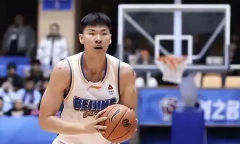 周琦躲新疆？真相扎心他腰是老毛病，广东医疗组轮休令，打福建复出是计划内。