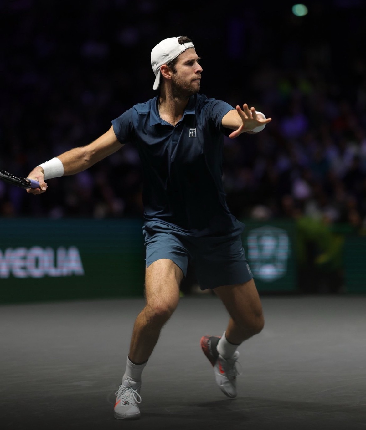 网球talking大会卡恰诺夫在巴黎大师赛以6-13-66-3击败若昂