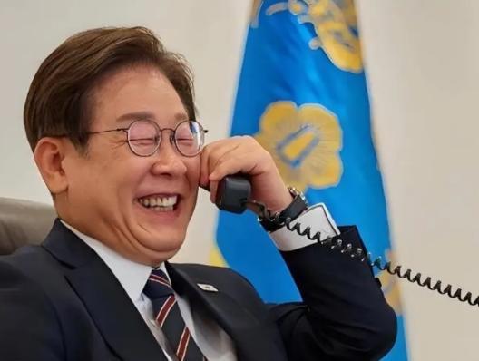 你敬我一尺，我敬你一丈。韩国总统李在明这次1月4日访华，也是彻底将重新书写了韩国