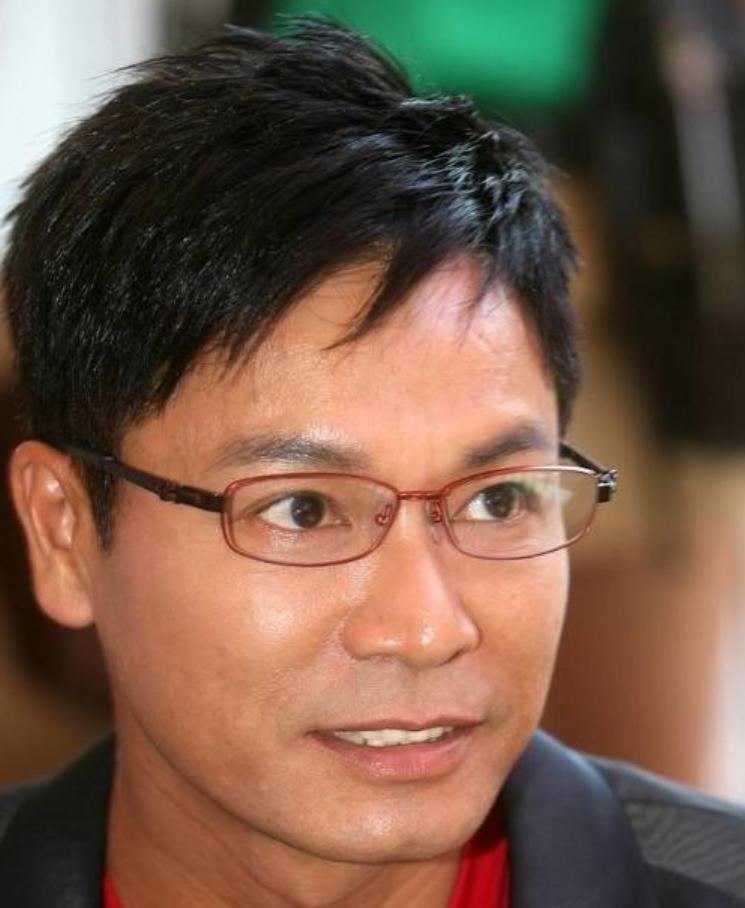 1997年，贫穷的郭晋安，向相恋4年的女友刘小慧求婚。没想到，刘小慧直接拒绝！转