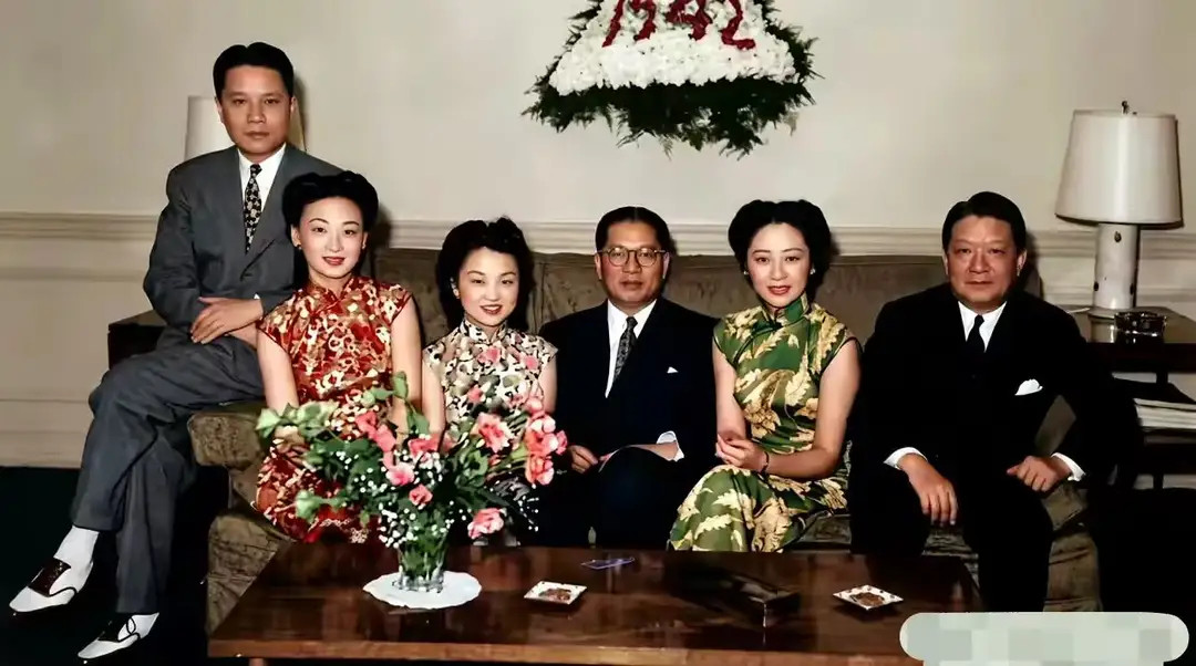 1942年，宋子文、宋子良、宋子安三兄弟，一张罕见合影