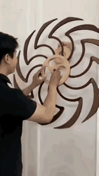 这个不能多看，更不能盯着看，我已经有点头晕恶心欲呕了！！！🤮🤮🤮