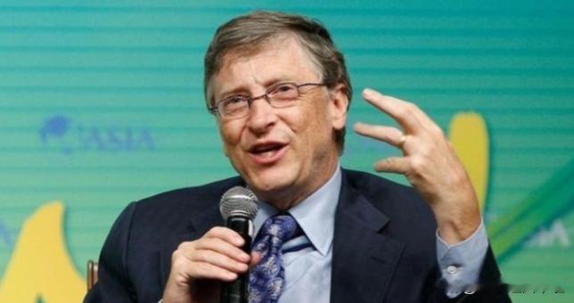 1986年微软上市，比尔·盖茨拥有45%的股份。三十多年来，比尔·盖茨不断套现股