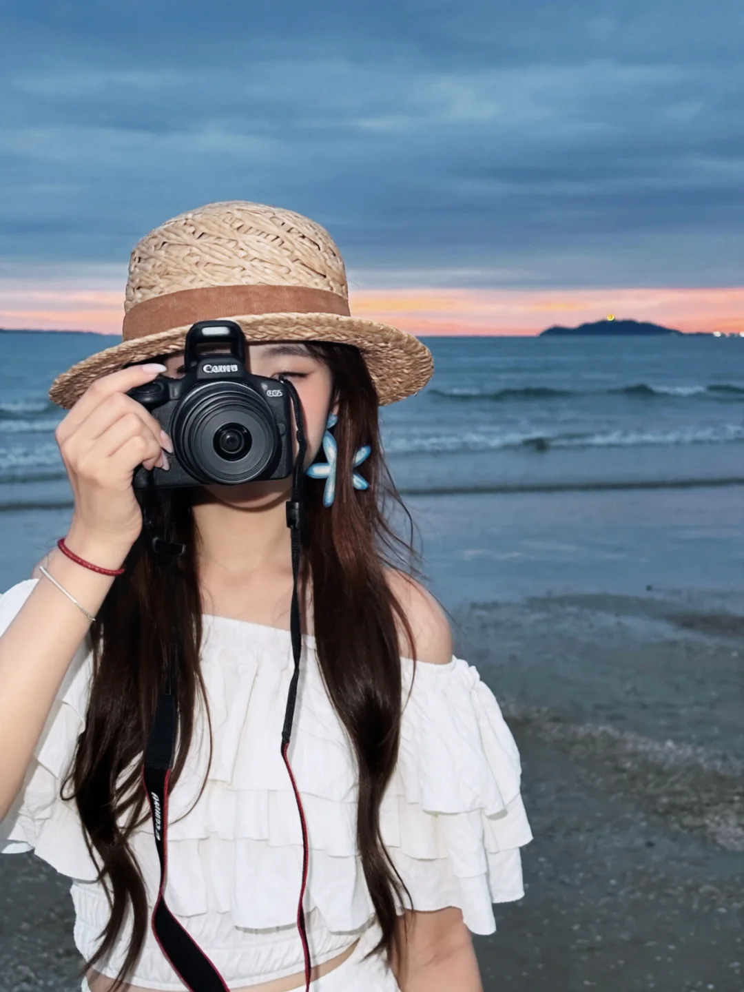 海边的夕阳、好浪漫呀！