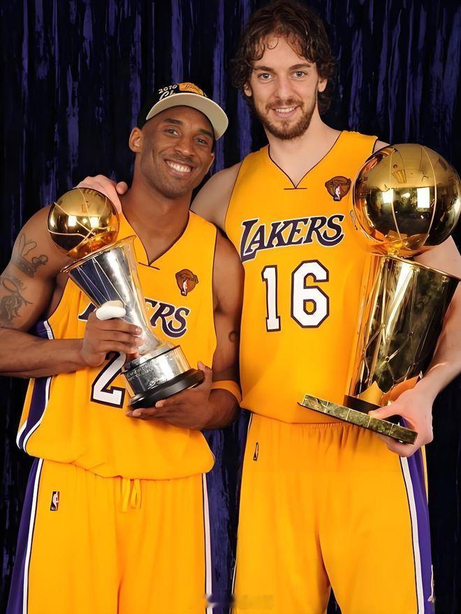 1月6日。科比的上限被世界公认是历史前十守门员，甚至去年还被媒体用库里把他开除出