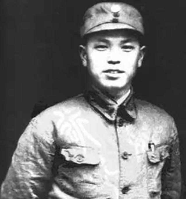 抗战中，新四军科长找到刘奎：部队要撤了，上级决定留你下来打游抗战中，新四军科长找