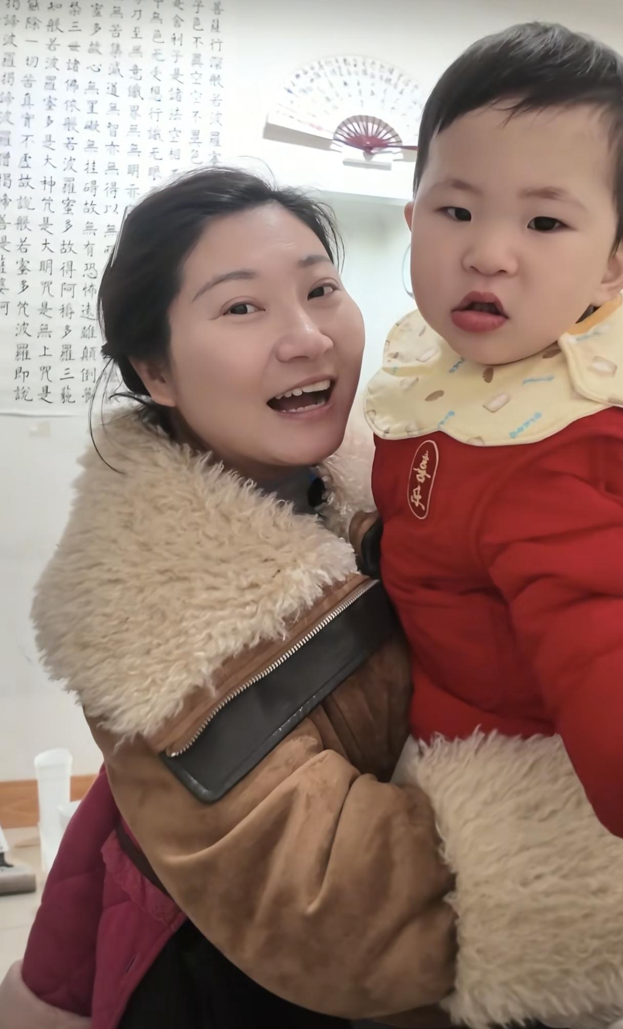 王暖暖发文澄清：这次晕倒是一年中的第3次了，不仅有脑动脉瘤，还有心脏卵圆孔未闭合