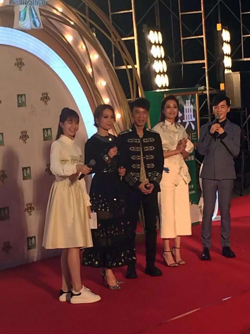 十年前的我是歌手是神仙打架的一届从前看节目只顾着沉浸在好听的歌声里时隔多年再回看