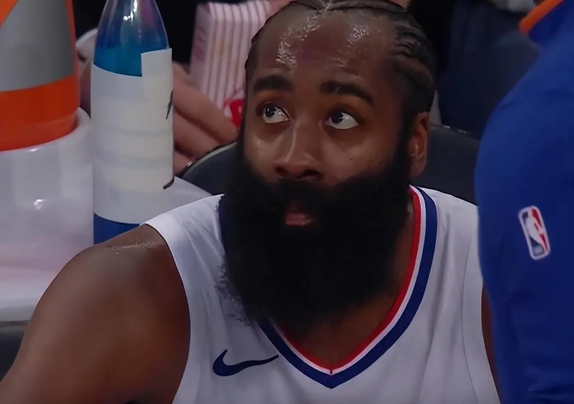 北京时间5月1日NBA快船队中锋祖巴茨接受随队记者采访，公开谈到了昨天客场115：131惨败掘金队的