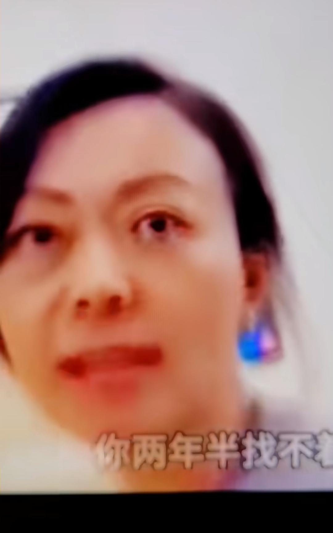 “你听不懂人话吗？！我就是违法呀！你可以去劳动仲裁部门告我呀！”这位老板说道，