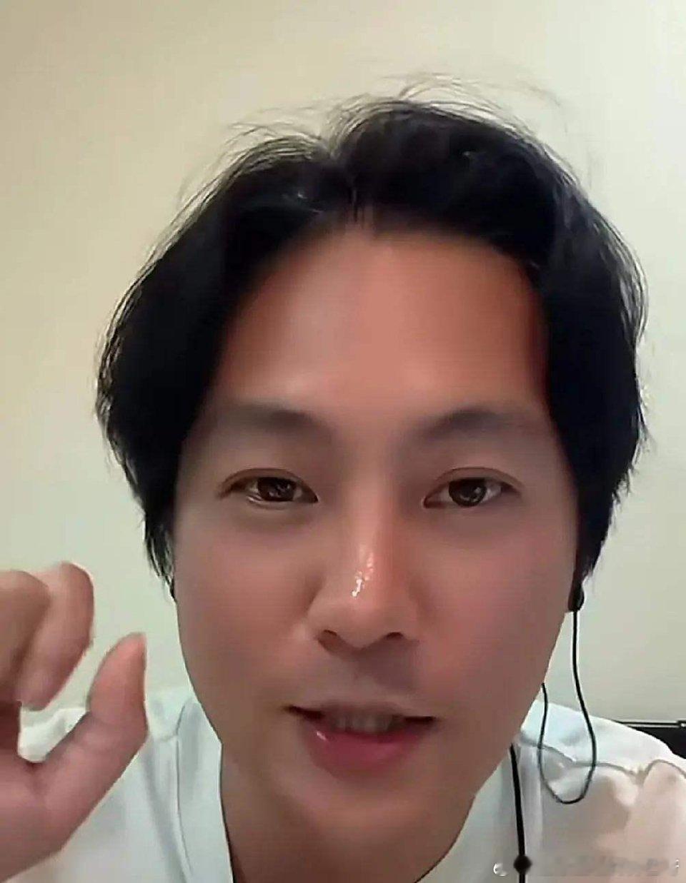S家终于坐不住了？一招“墓地直播”竟掀翻全网，背后真相太惊人你敢信？直播逛墓园也