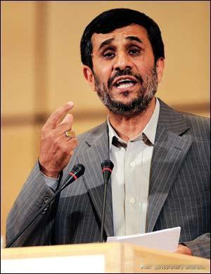 内贾德以前属于“大嘴巴”，但这次却始终保持很沉默，我认为至少有下面几个可能：第一