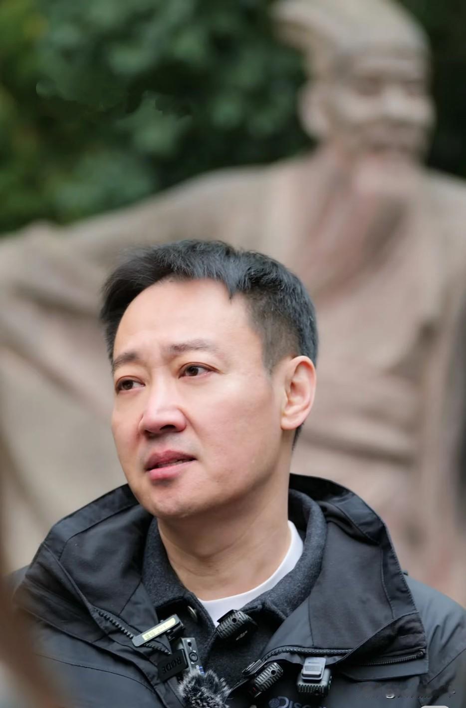 大家发现没，辛柏青是一点都不会演啊，求求你别硬撑了！大家都看出来你没从失