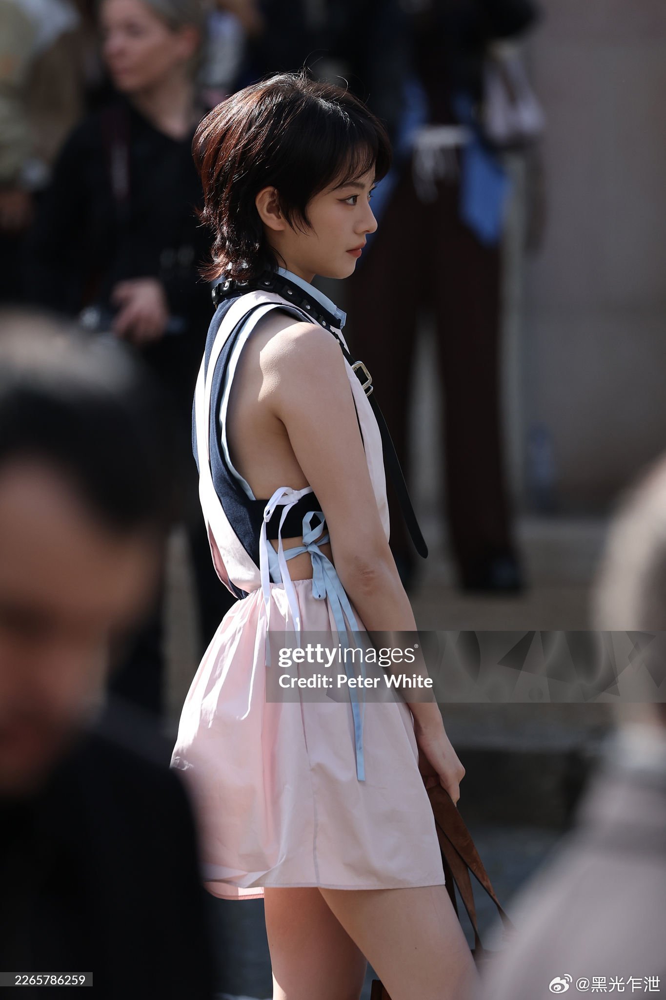 李庚希出席MiuMiu秀场：