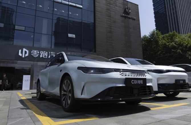 加拿大全面拥抱中国EV，不止进口，还要合作造车前段时间加拿大放开了对中国产电动