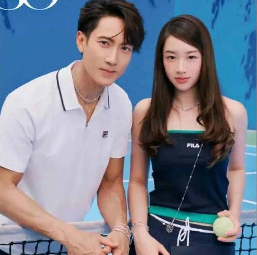 吴尊女儿长大了！两人站一起完全不像父女，更像情侣！吴尊父女