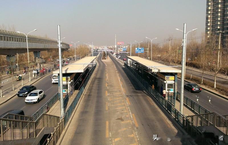 说新能源车是骗局的，多半是没真开过！现在电车多香啊，晚上充电才两毛钱一度，充满才