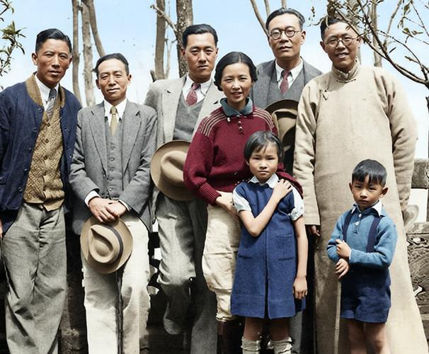 1938年4月，西南联大在昆明正式组建后，梁思成、林徽因夫妇的核心工作之一，是调