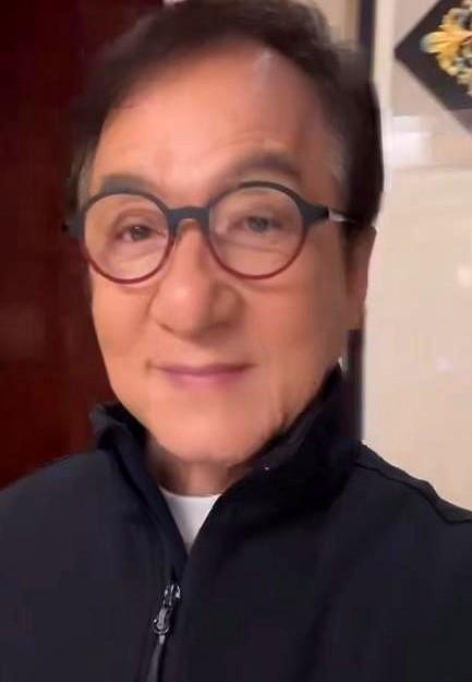 别再乱搜ADHD量表了，成龙71岁自曝多动症，撕开了一个多数人没意识到的残酷真相