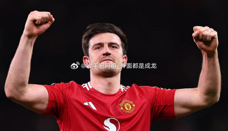 根据talkSPORT记者AngelinaKelly的报道，刚刚和英格兰国家队