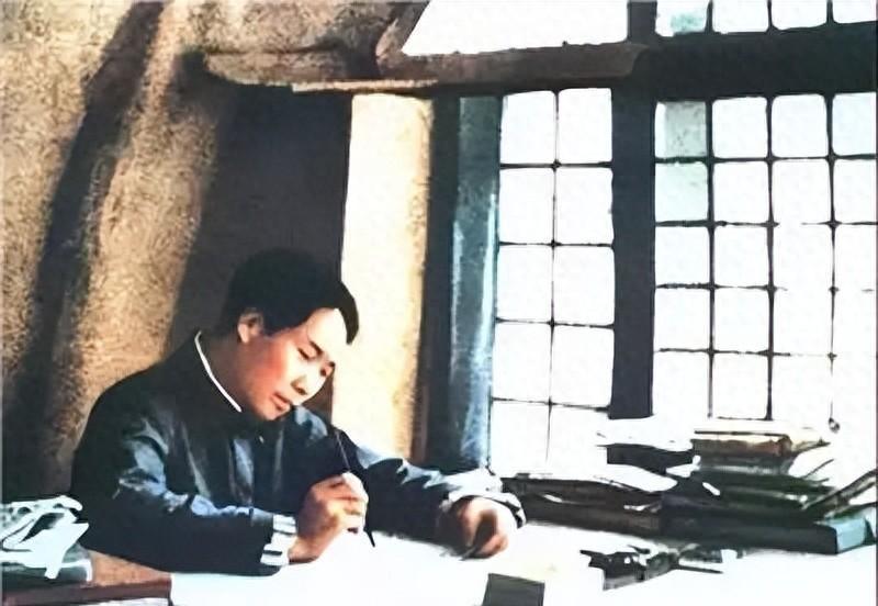 蒋介石为何输给毛主席？粟裕揭示原因：毛主席最不在意的东西却成了蒋介石的珍贵财富！