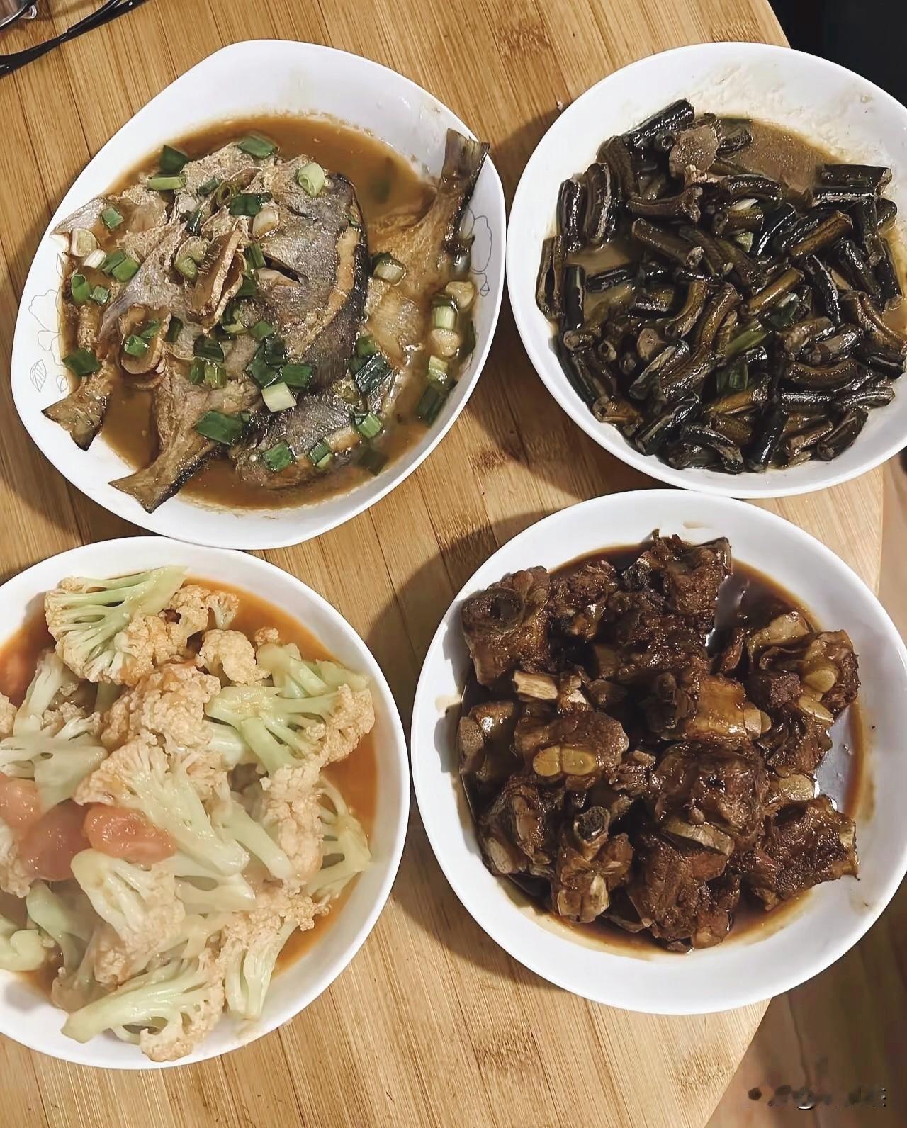 能做出这样几道菜的媳妇，绝对是贤妻良母。[赞]