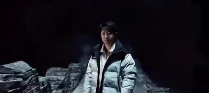 孙颖莎竟然凌晨五点起来爬山在山海关拍广告。为什么莎莎这次牺牲练球的时间去拍这样的