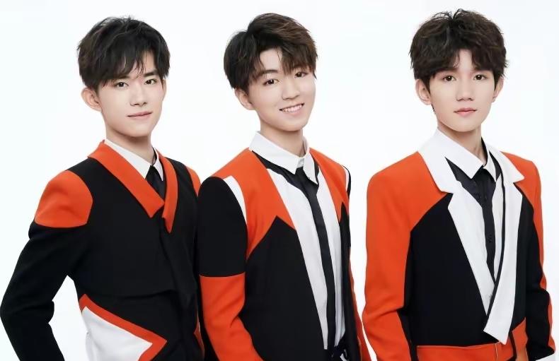 很难想象，现在tfboys组合最火的是易烊千玺！tfboys组合，以前总是王俊
