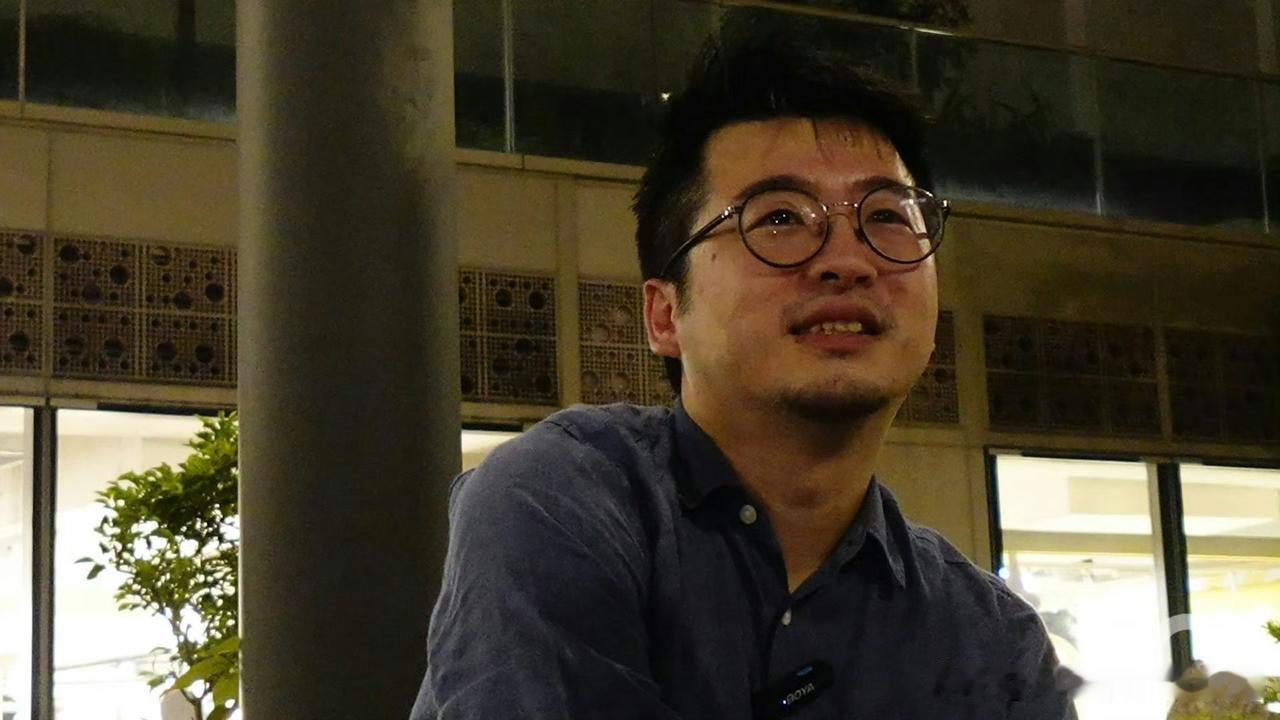 一位香港孕妇北上深圳养胎期间，疑突然提早作动，其丈夫随即安排跨境车返回港，希望婴